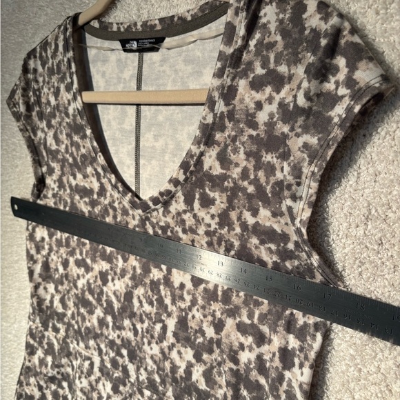 The North Face Getaway Dress V-Neck Grey Print Casual Travel Sz M - Picture 4 of 7